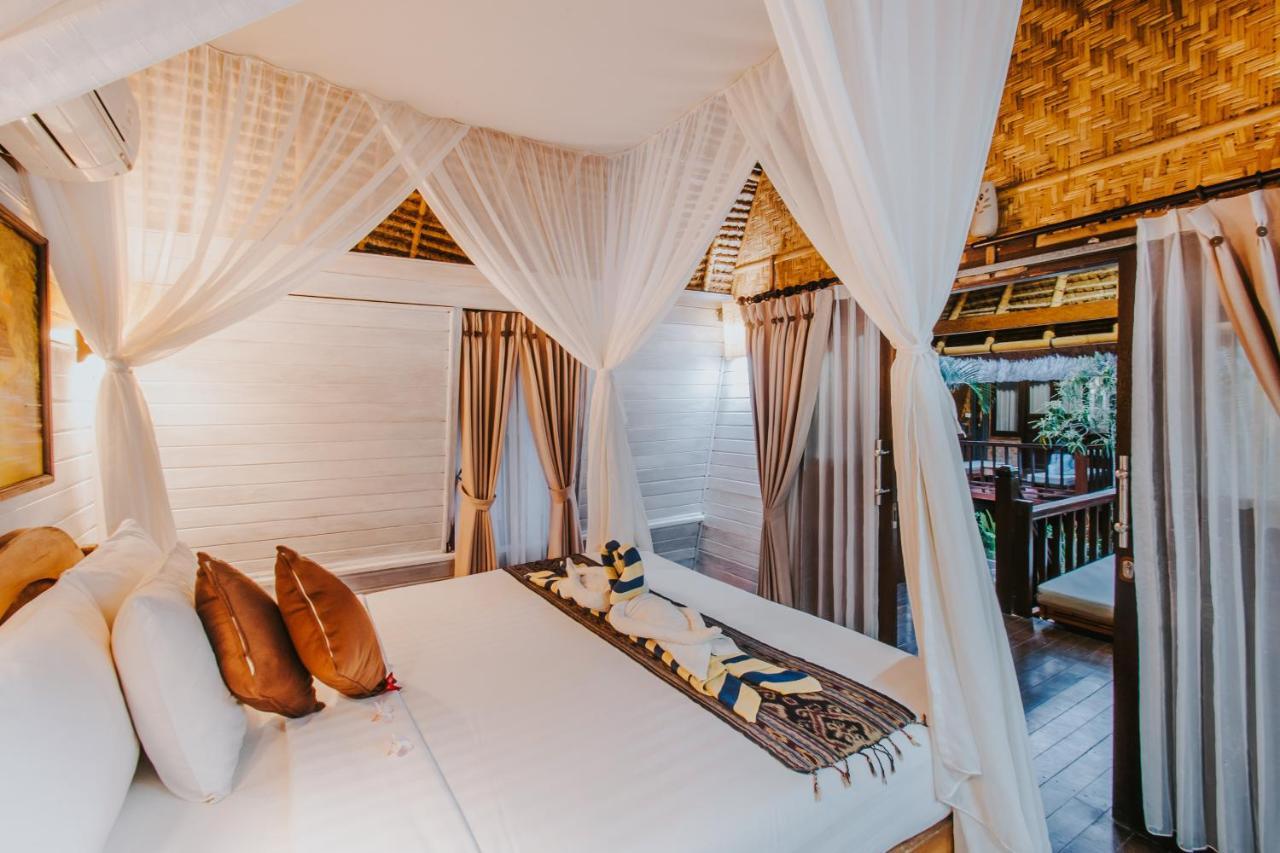 נוסה-למבונגן Alam Nusa Bungalow Huts & Spa מראה חיצוני תמונה